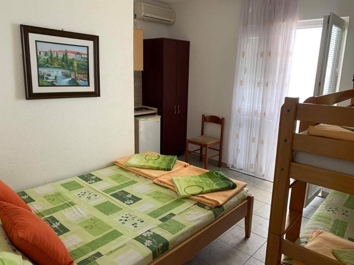 Jelic Apartmani Сутоморе Екстер'єр фото