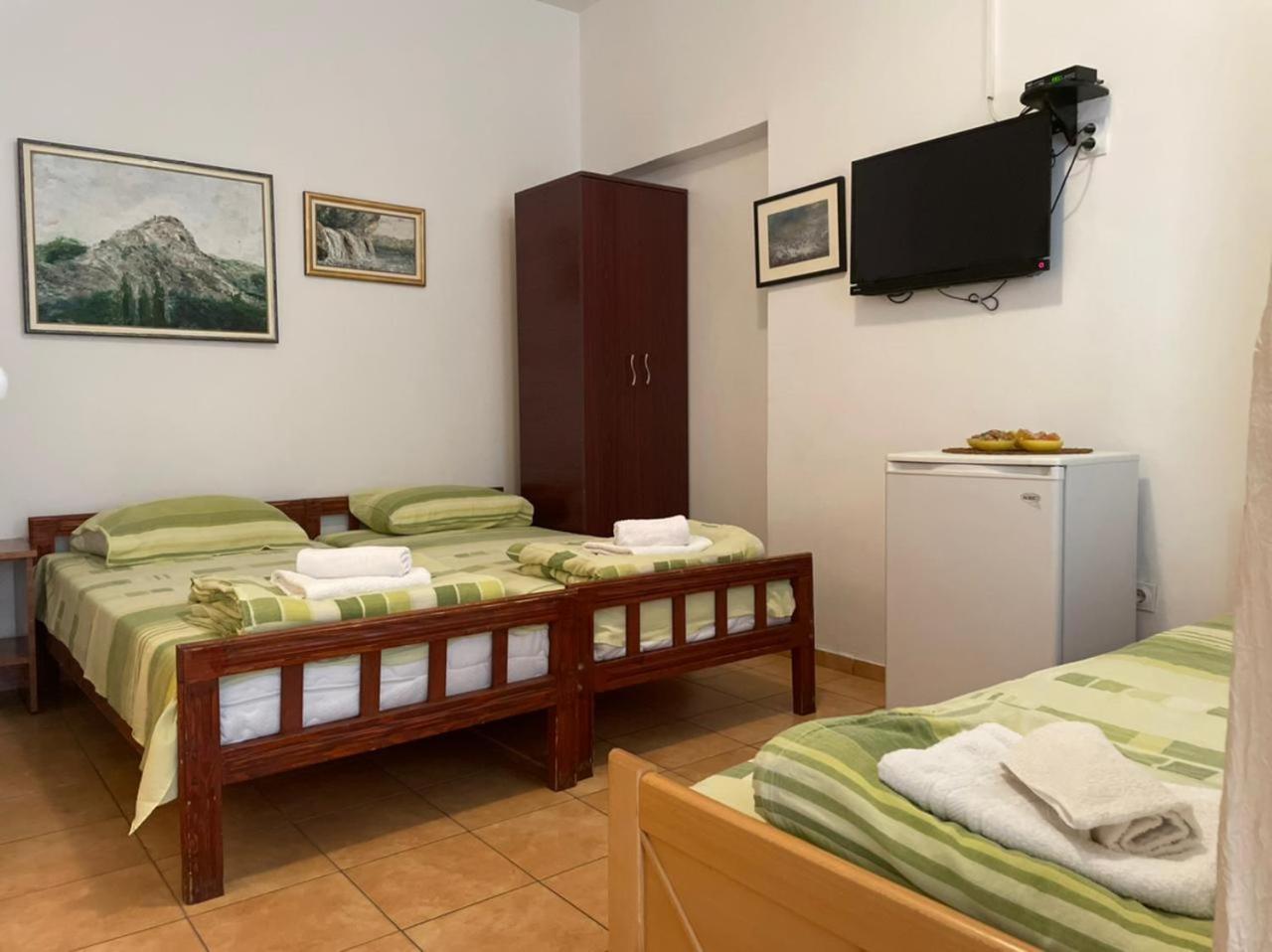 Jelic Apartmani Сутоморе Екстер'єр фото