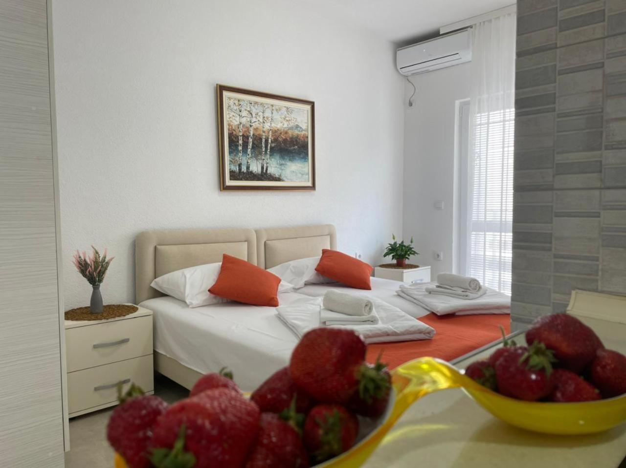 Jelic Apartmani Сутоморе Екстер'єр фото
