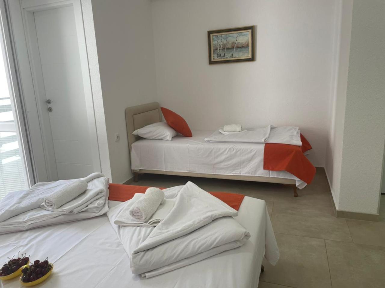 Jelic Apartmani Сутоморе Екстер'єр фото