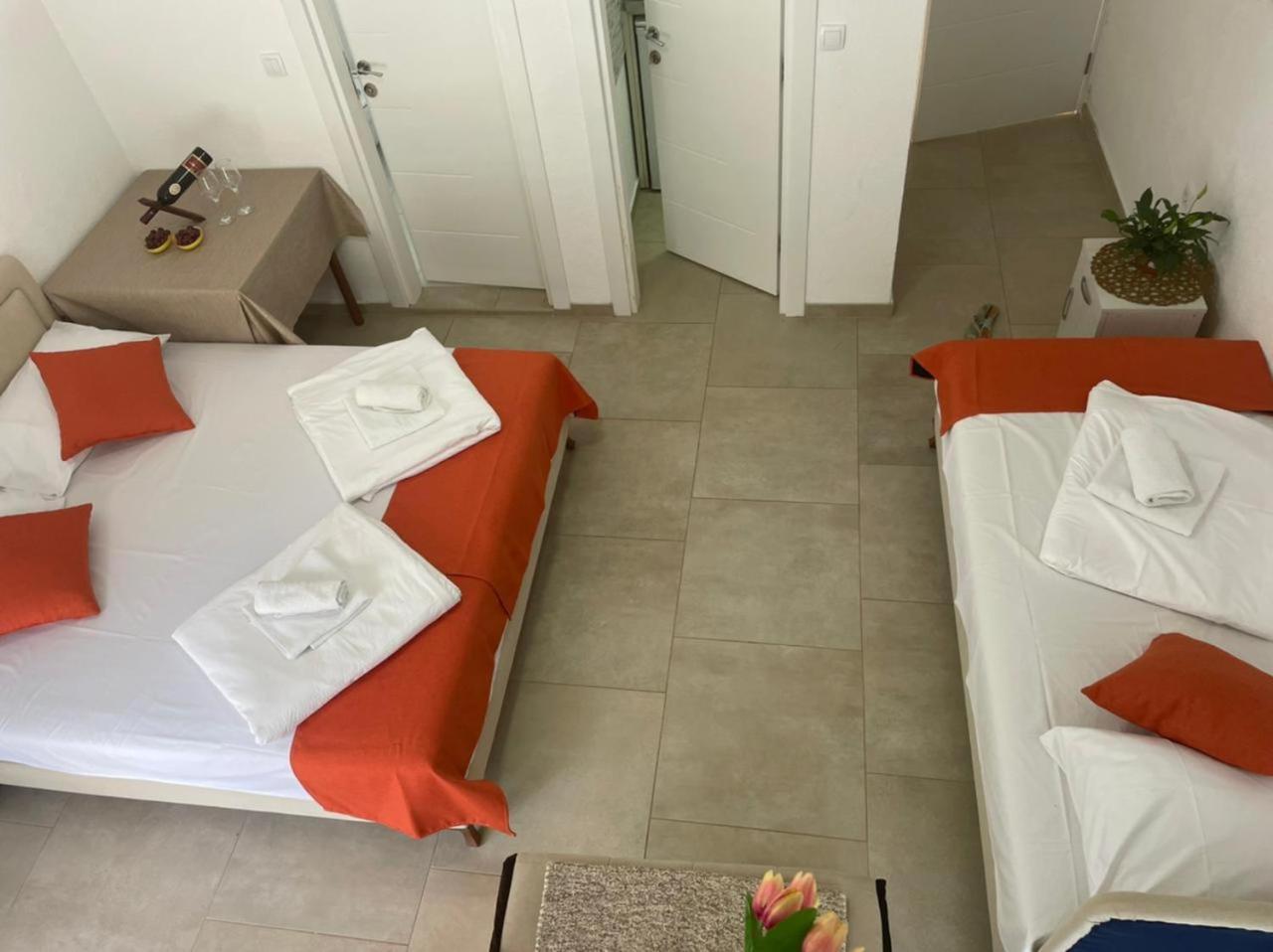 Jelic Apartmani Сутоморе Екстер'єр фото